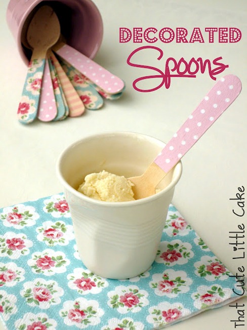 How to decorate wooden spoons with Mod Podge How to decorate wooden spoons with Mod Podge