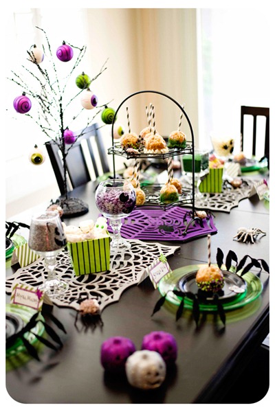 halloween table