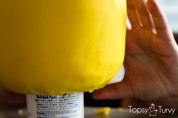 lego-head-cake-tutorial-smoothing-fondant