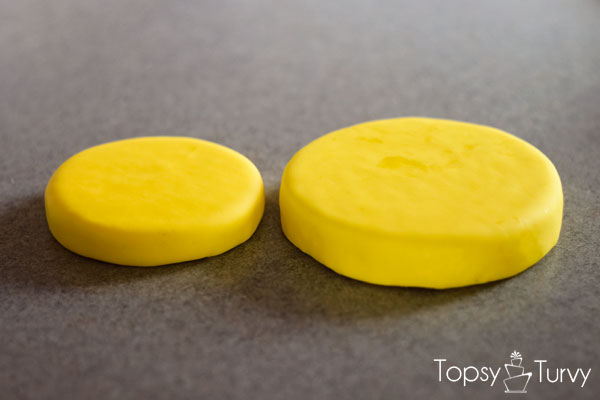 lego-head-cake-tutorial-top-bottom-boards