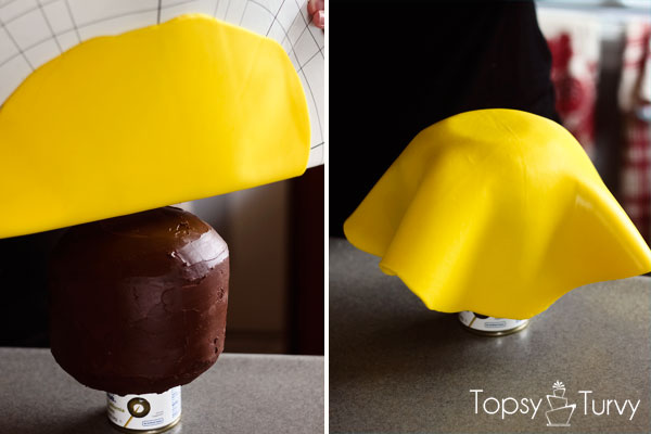 lego-head-cake-tutorial-covering-fondant